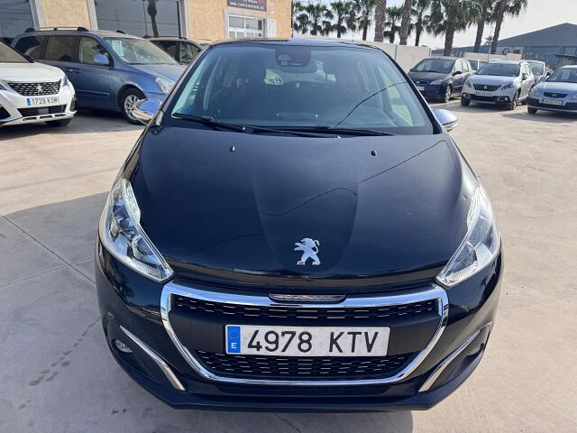 PEUGEOT 208 TECH 1.2 E-THP LPG AUTO SPANISH LHD IN SPAIN 70000 MILES SUPER 2019